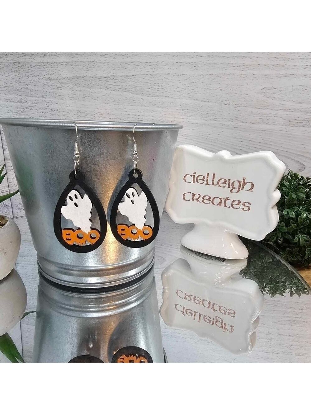*4 for $25* Halloween Earrings - Boo ghosts